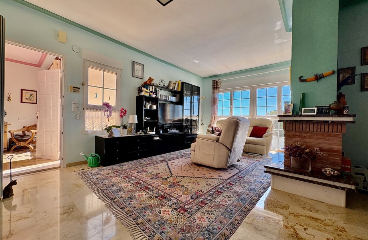 Resale - Villa - Orihuela Costa - Villamartin