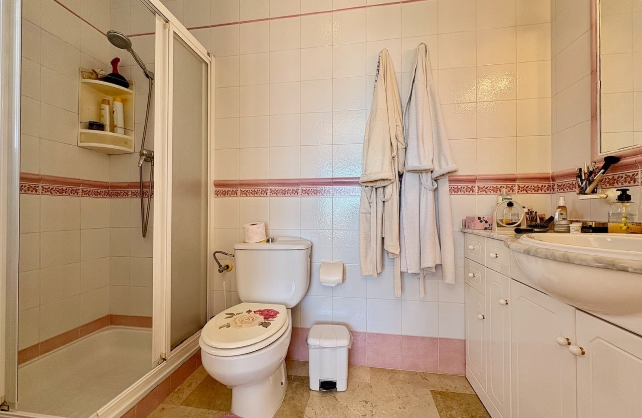 Resale - Villa - Orihuela Costa - Villamartin