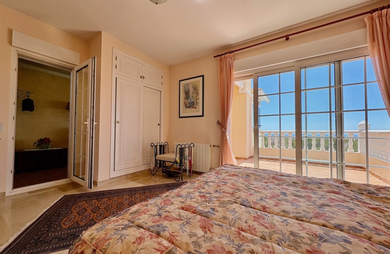Resale - Villa - Orihuela Costa - Villamartin