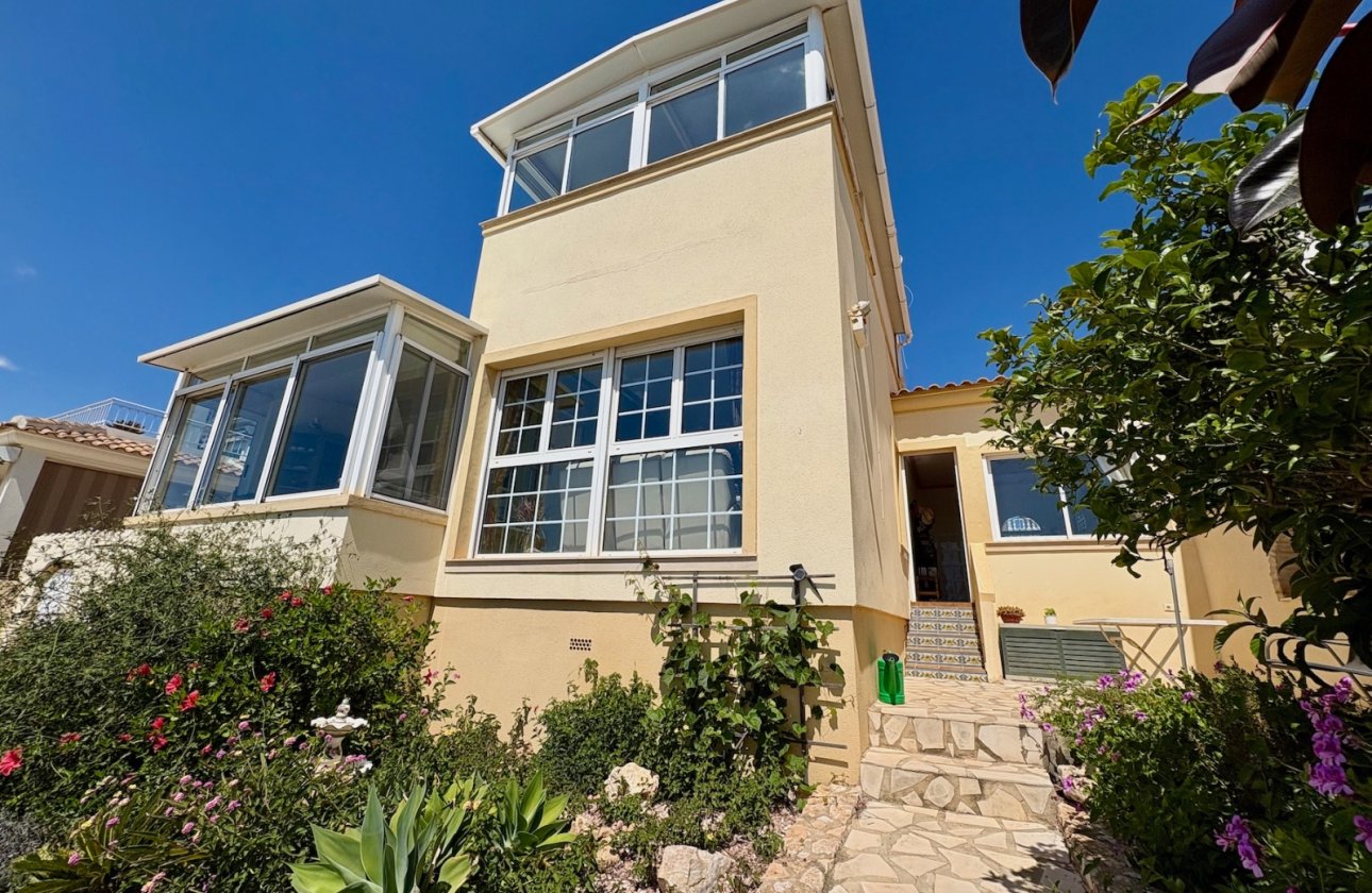 Resale - Villa - Orihuela Costa - Villamartin
