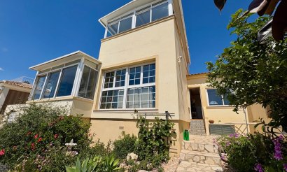 Resale - Villa - Orihuela Costa - Villamartin