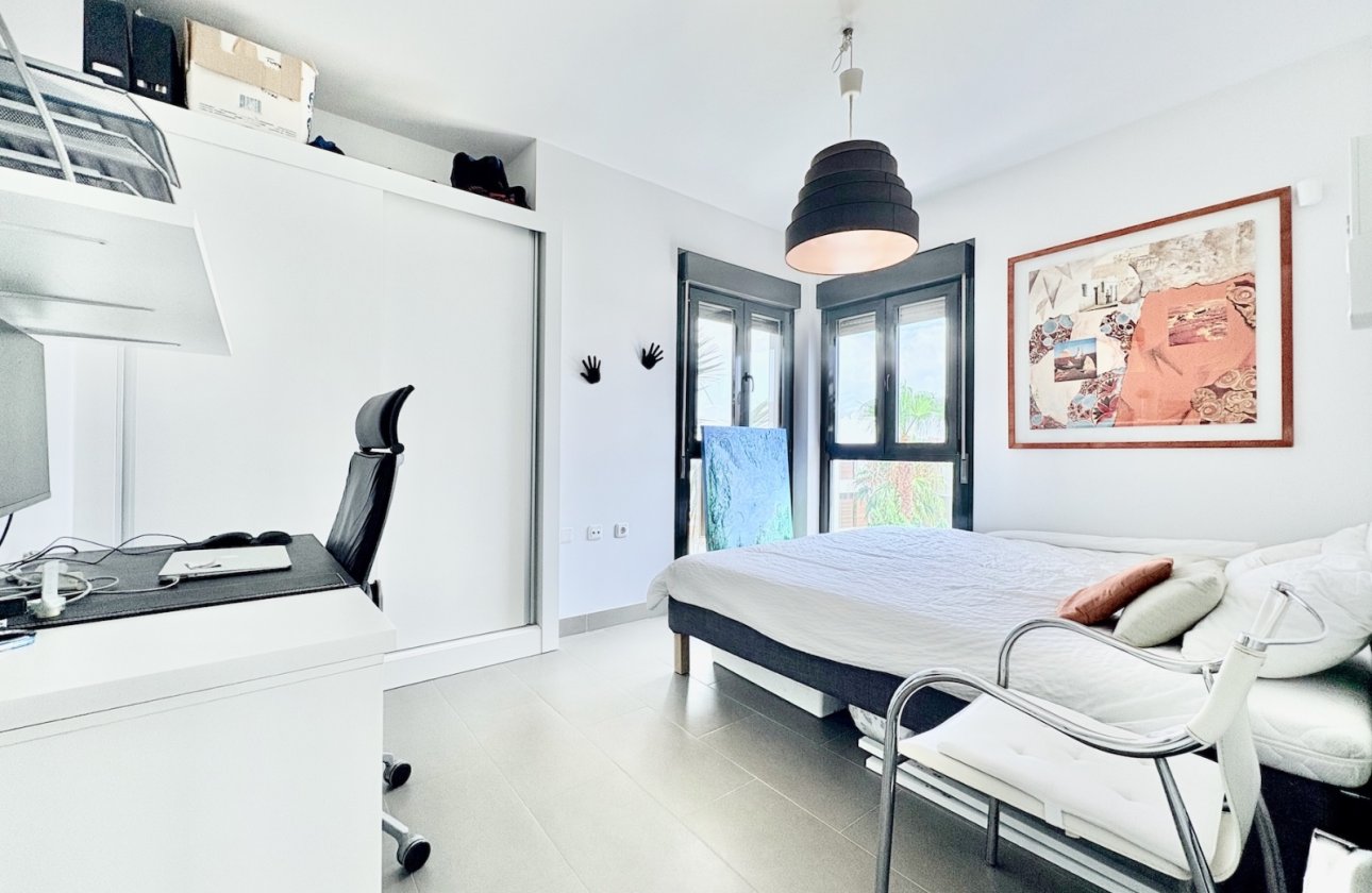 Resale - Apartment / flat - Orihuela Costa - Las Ramblas