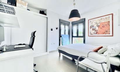 Resale - Apartment / flat - Orihuela Costa - Las Ramblas