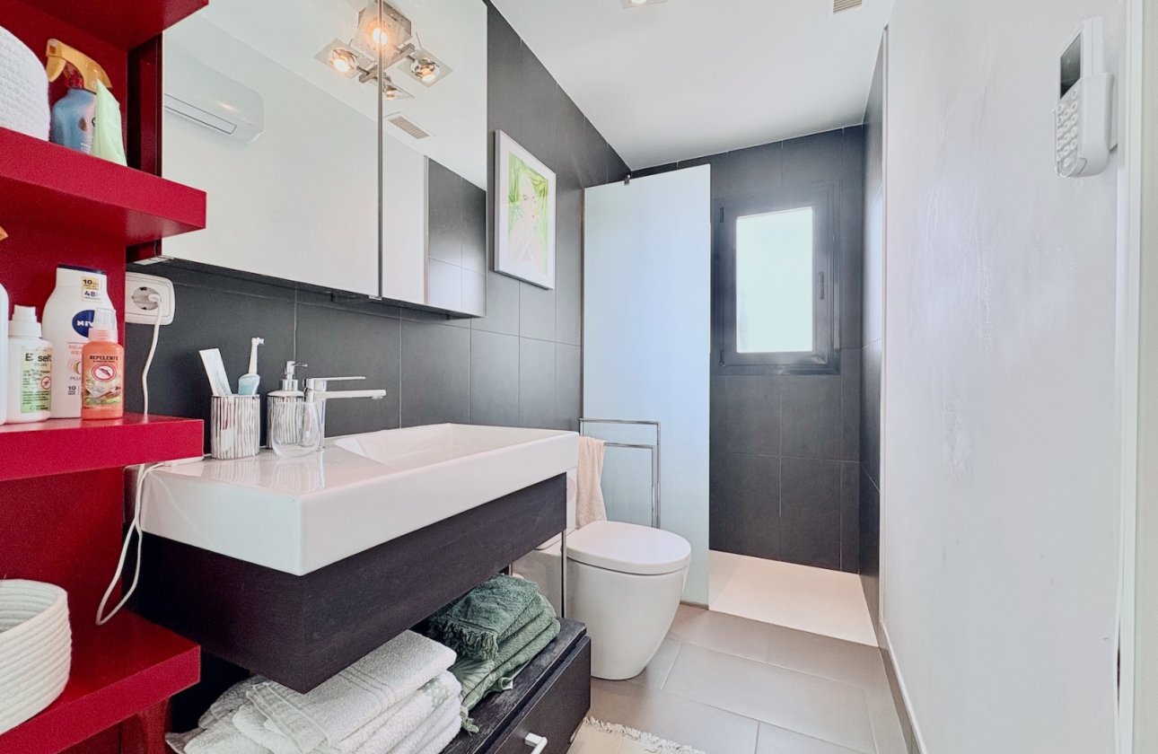 Resale - Apartment / flat - Orihuela Costa - Las Ramblas