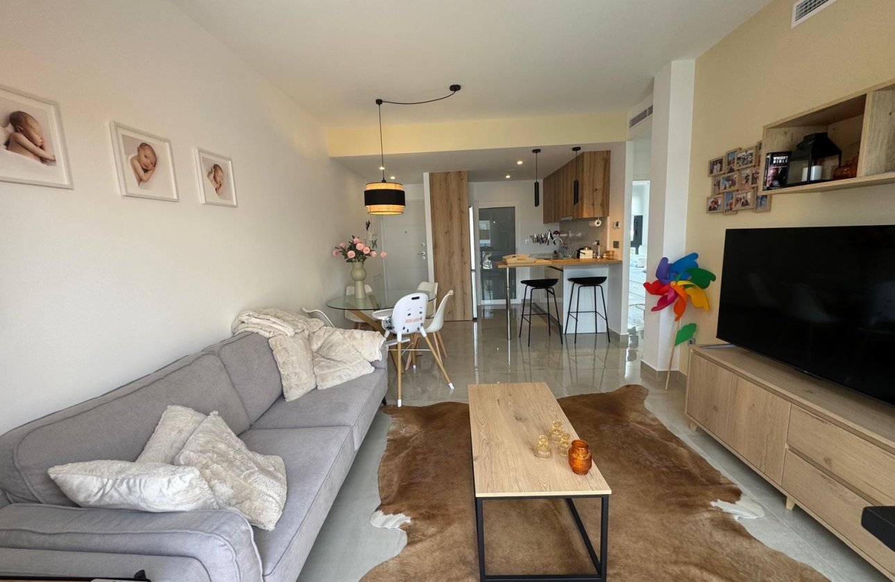 Resale - Apartment / flat - Pilar de la Horadada - Pilar de La Horadada - Town