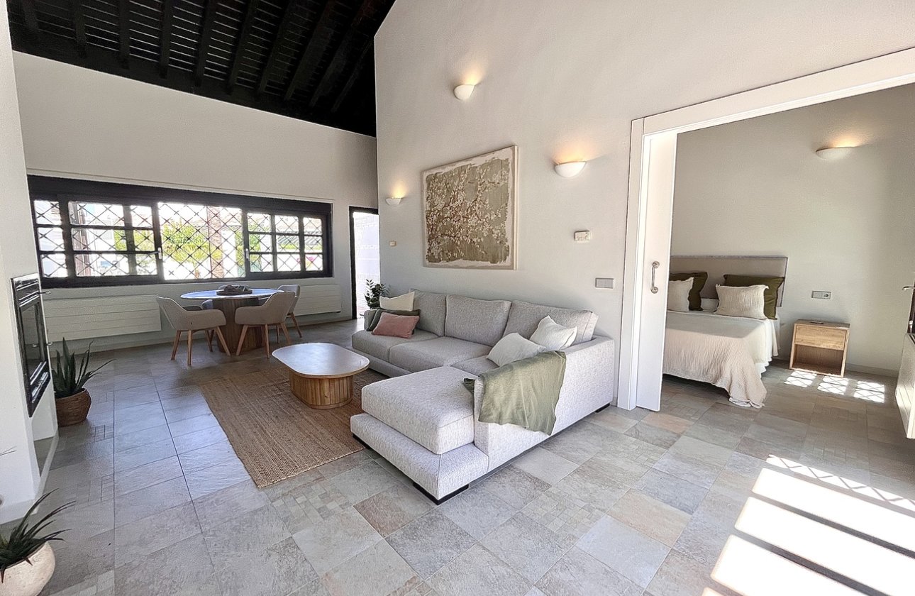 Resale - Townhouse - Sucina