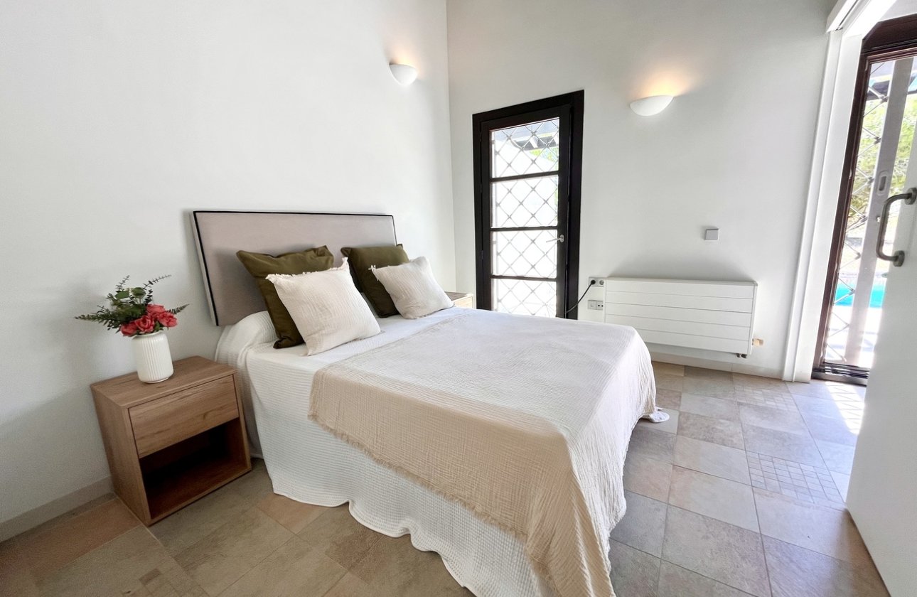 Resale - Townhouse - Sucina