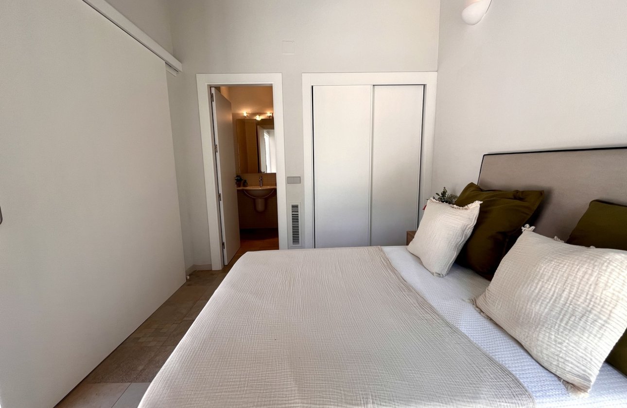 Resale - Townhouse - Sucina