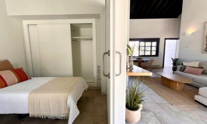 Resale - Townhouse - Sucina