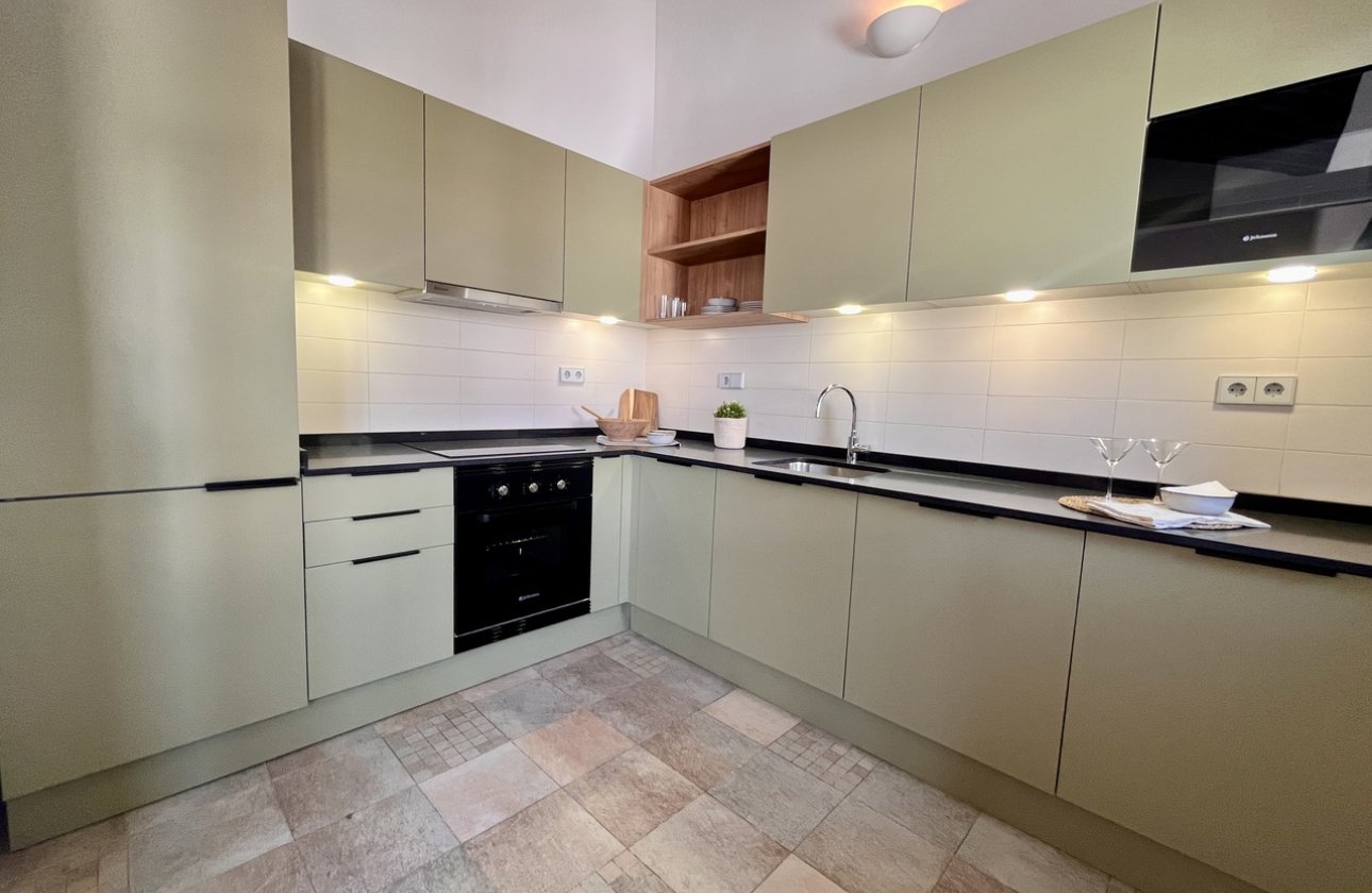 Resale - Townhouse - Sucina