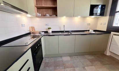 Resale - Townhouse - Sucina