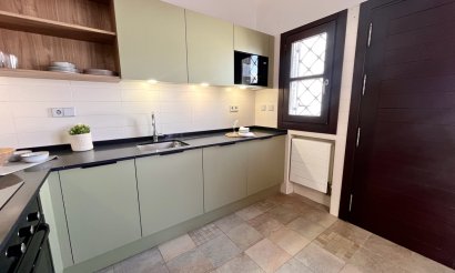 Resale - Townhouse - Sucina