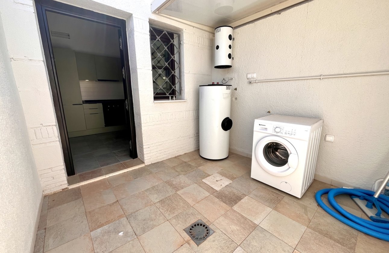 Resale - Townhouse - Sucina