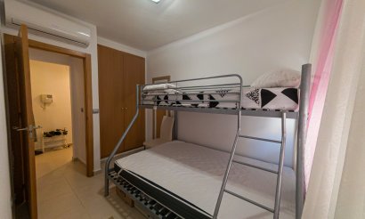 Resale - Apartment / flat - Torrevieja - Playa de Los Locos-Curva del Palangre