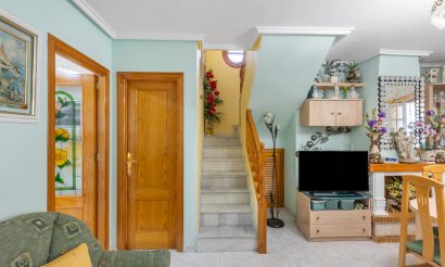 Resale - Townhouse - Torrevieja - Zona los Frutales