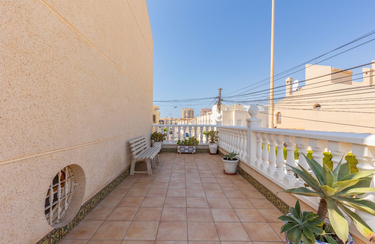 Resale - Townhouse - Torrevieja - Zona los Frutales