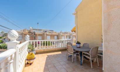Resale - Townhouse - Torrevieja - Zona los Frutales
