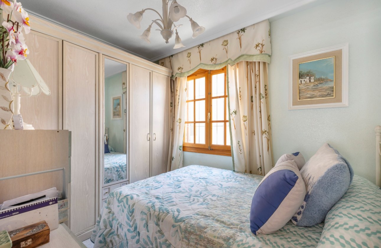 Resale - Townhouse - Torrevieja - Zona los Frutales