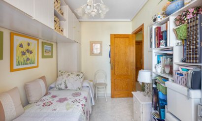 Resale - Townhouse - Torrevieja - Zona los Frutales