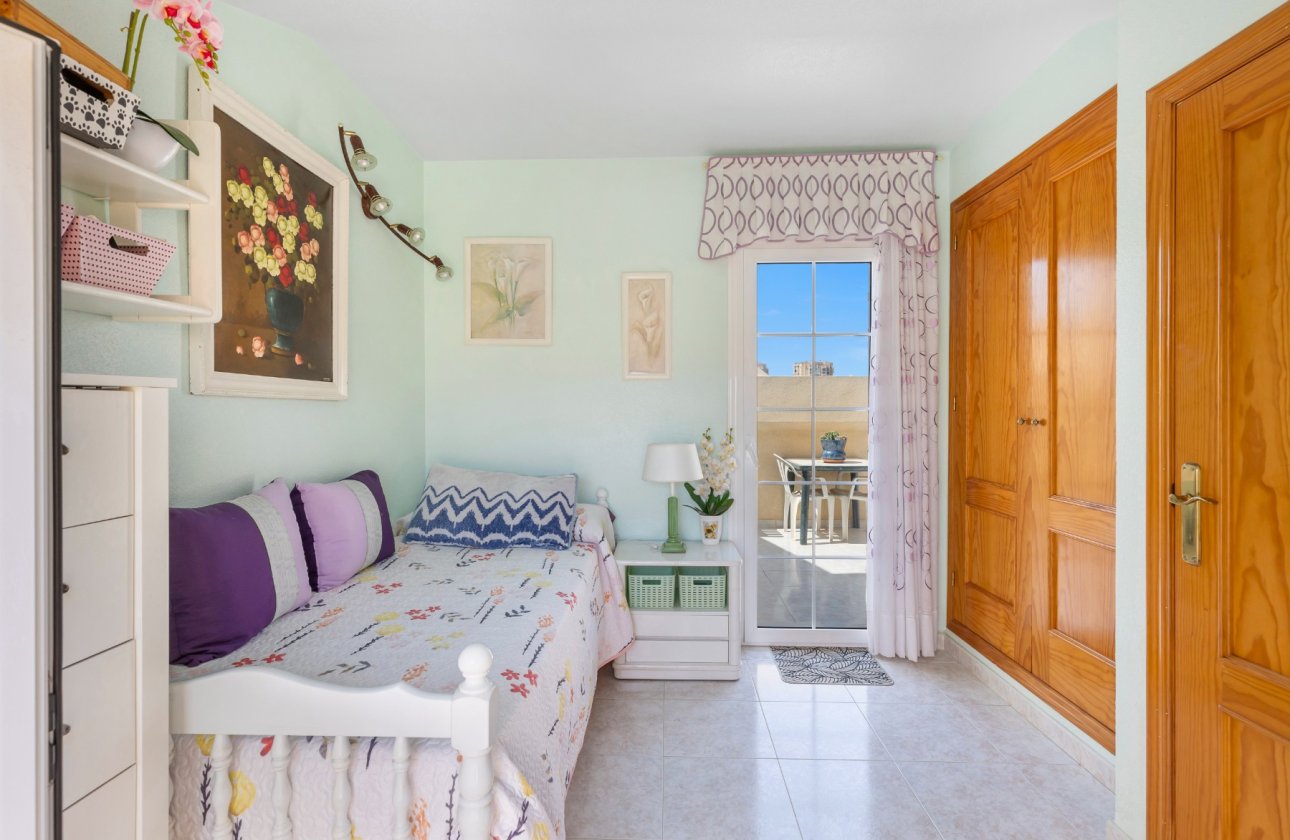 Resale - Townhouse - Torrevieja - Zona los Frutales
