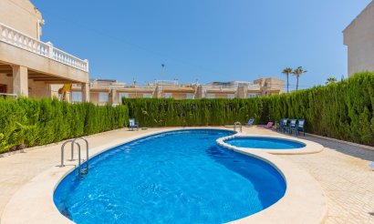 Resale - Townhouse - Torrevieja - Zona los Frutales