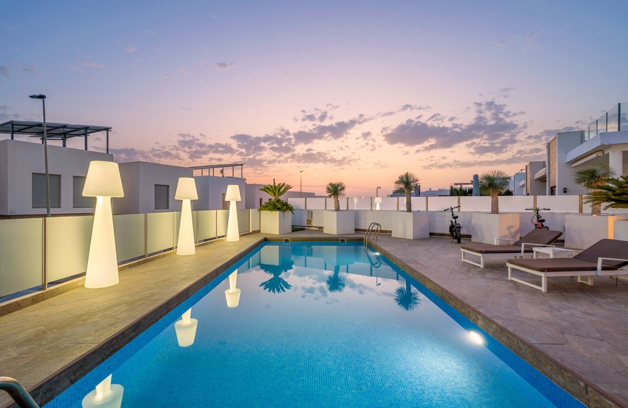 Resale - Villa - Orihuela Costa - Villamartín