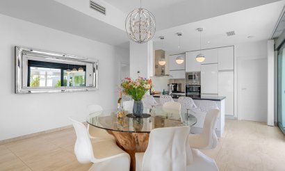 Resale - Villa - Orihuela Costa - Villamartín