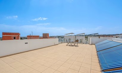 Resale - Villa - Orihuela Costa - Villamartín