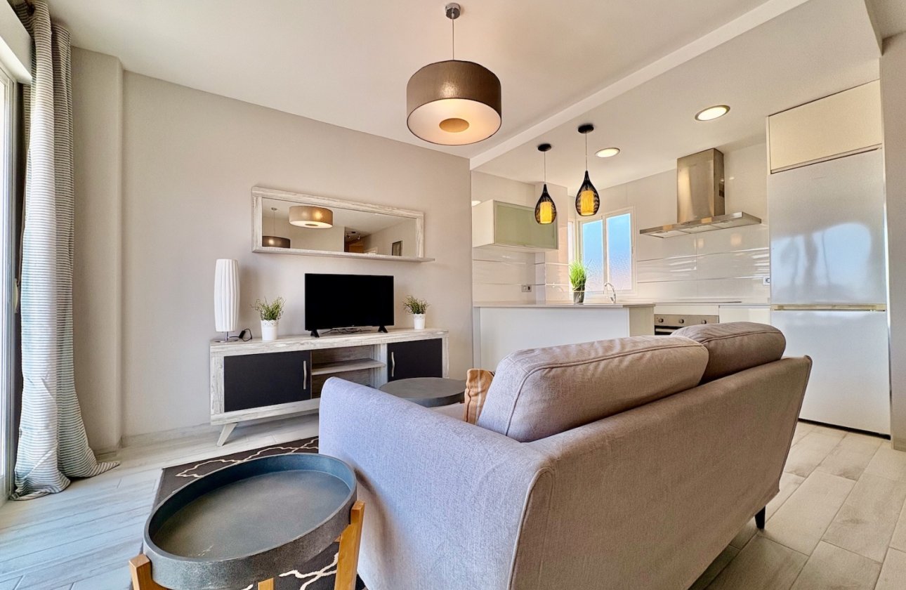 Long Term Rental - Apartment / flat - Torrevieja - Punta Prima