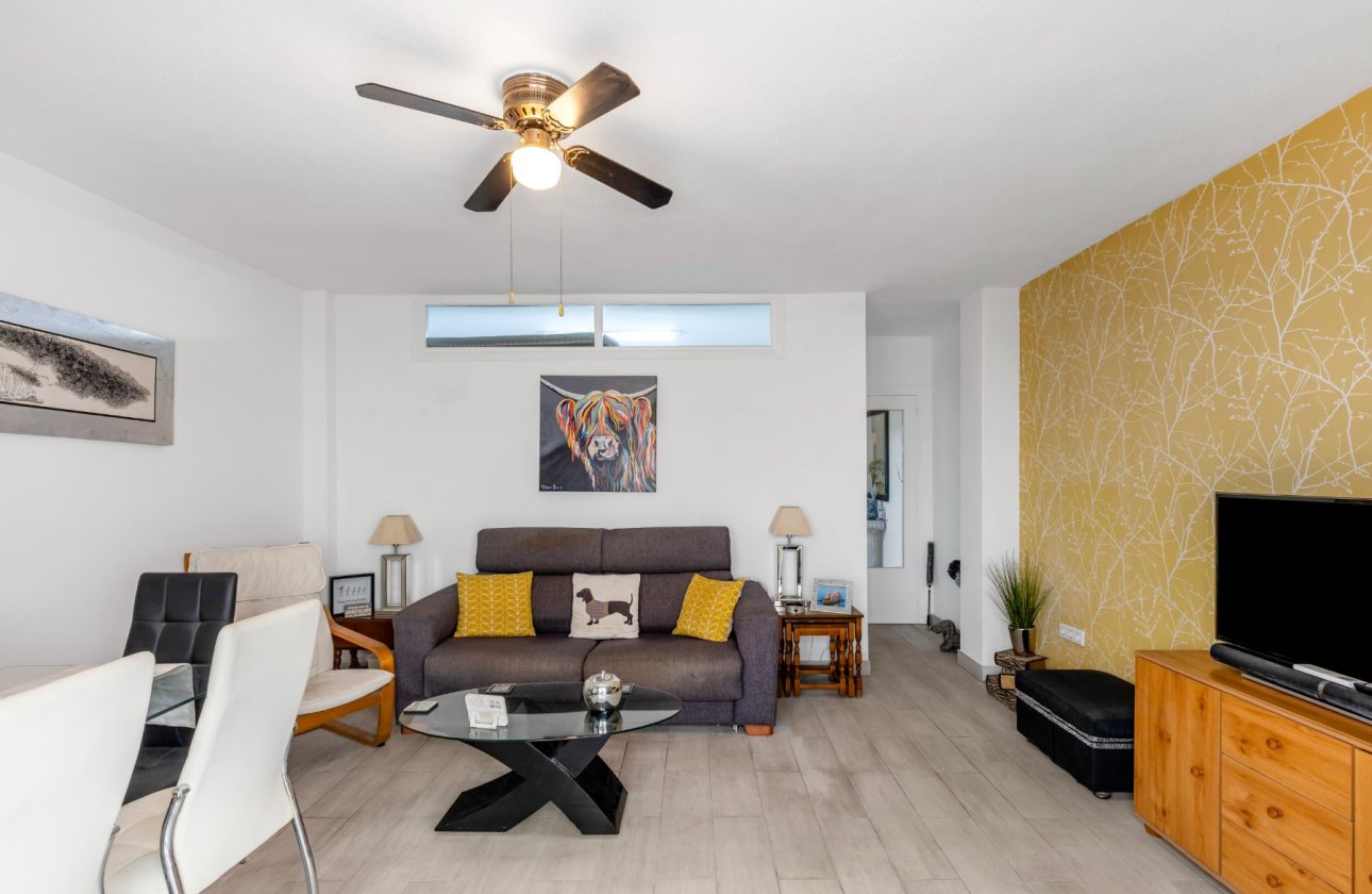 Resale - Apartment / flat - Torrevieja - Playa del cura