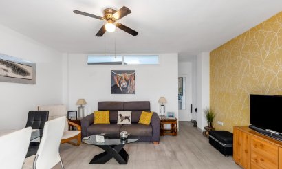 Resale - Apartment / flat - Torrevieja - Playa del cura