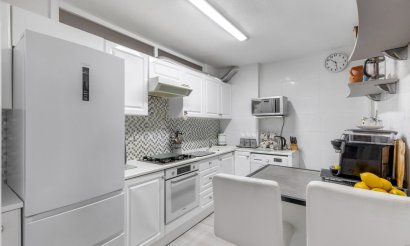 Resale - Apartment / flat - Torrevieja - Playa del cura
