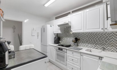 Resale - Apartment / flat - Torrevieja - Playa del cura