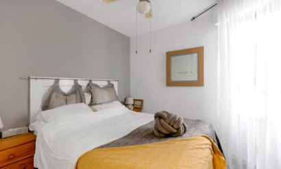 Resale - Apartment / flat - Torrevieja - Playa del cura