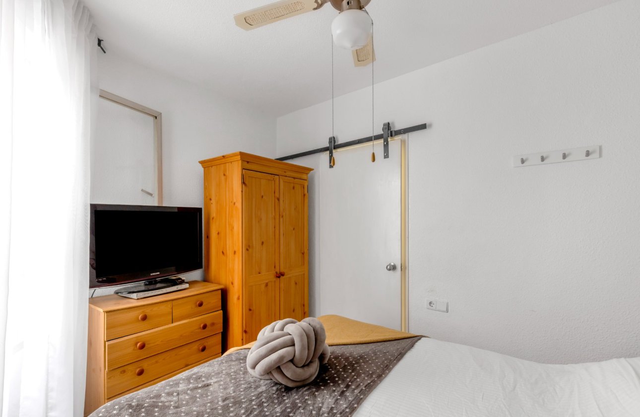 Resale - Apartment / flat - Torrevieja - Playa del cura