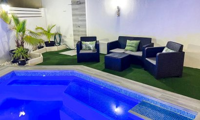 Revente - Villa / Semi detached - Torrevieja - Playa de los Locos