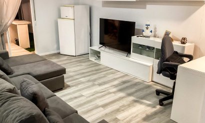 Revente - Villa / Semi detached - Torrevieja - Playa de los Locos