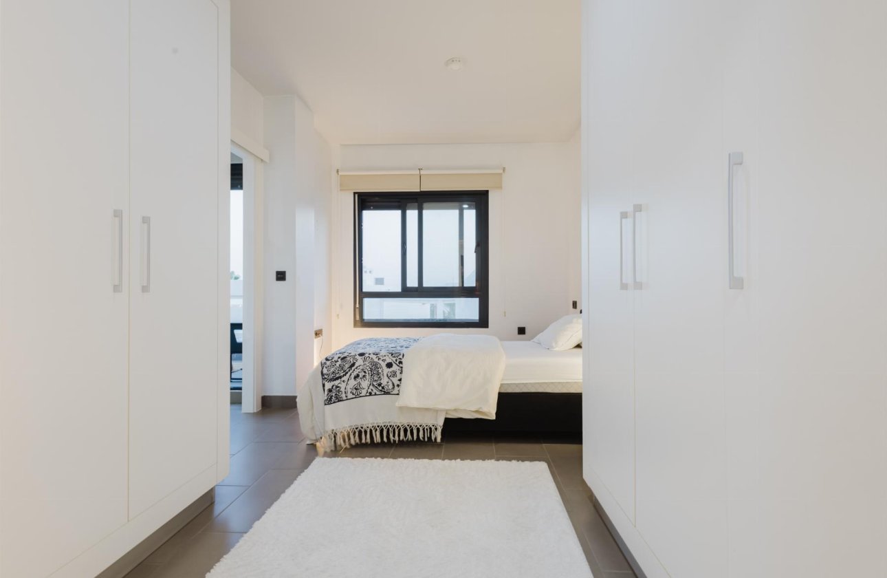 Resale - Apartment / flat - Orihuela Costa - Las Ramblas