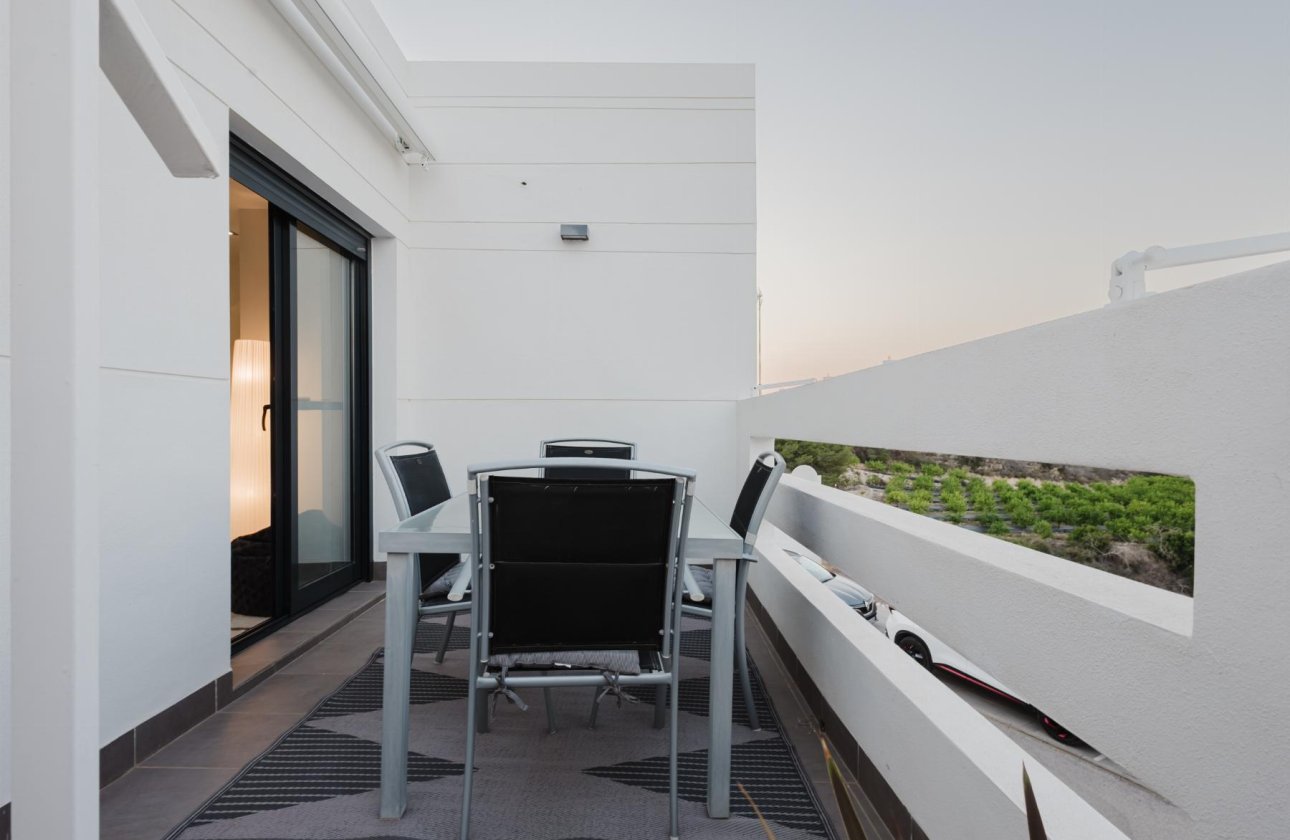 Resale - Apartment / flat - Orihuela Costa - Las Ramblas