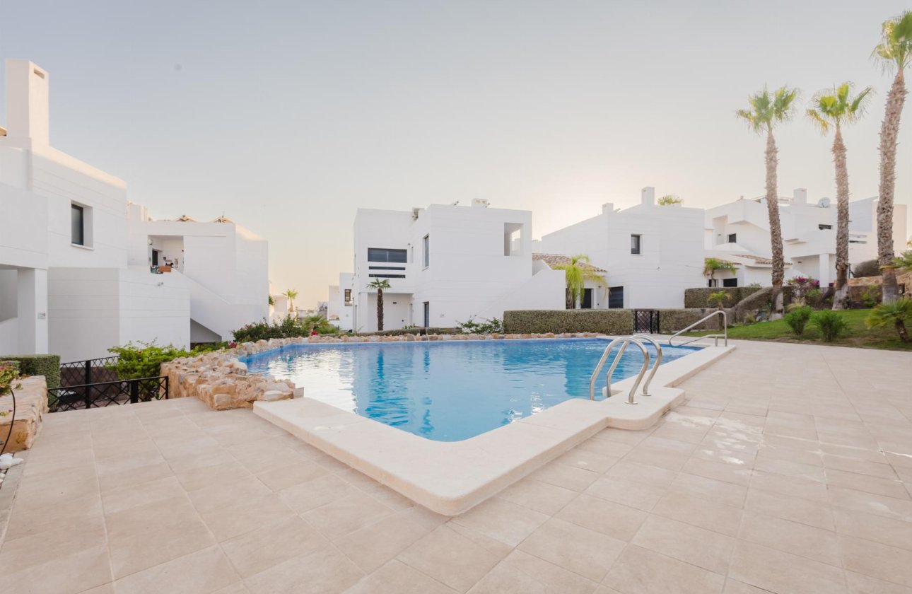 Resale - Apartment / flat - Orihuela Costa - Las Ramblas