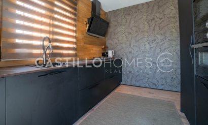 Resale - Villa - Torrevieja - El Chaparral