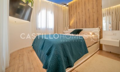 Resale - Villa - Torrevieja - El Chaparral