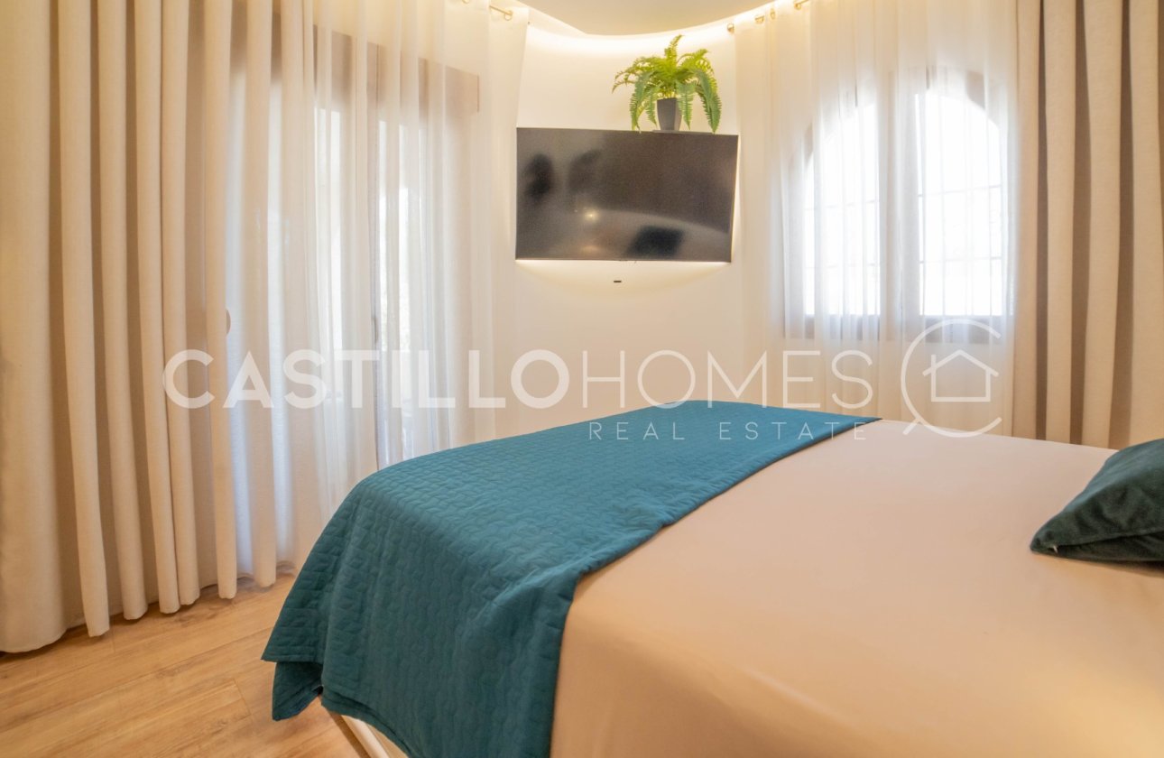 Resale - Villa - Torrevieja - El Chaparral