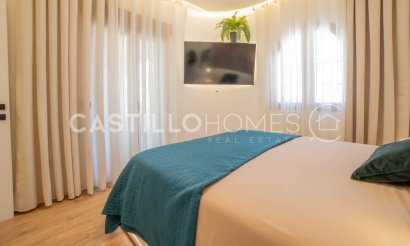 Resale - Villa - Torrevieja - El Chaparral