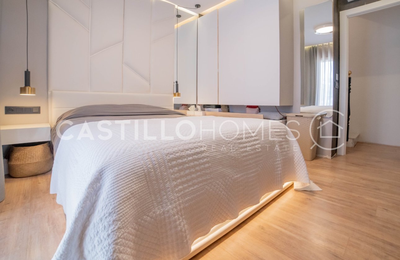 Resale - Villa - Torrevieja - El Chaparral