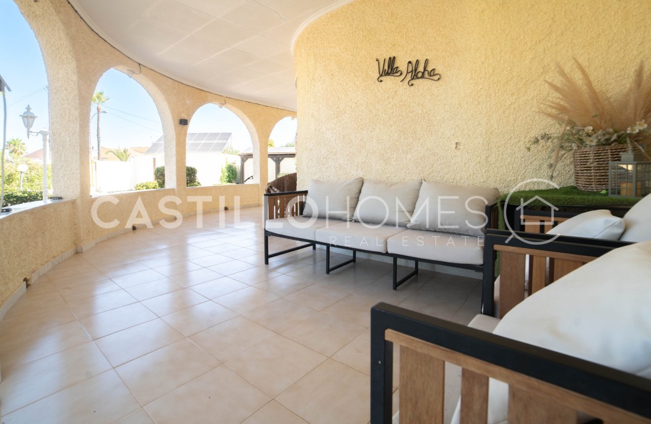 Resale - Villa - Torrevieja - El Chaparral