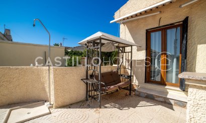 Resale - Villa - Torrevieja - El Chaparral