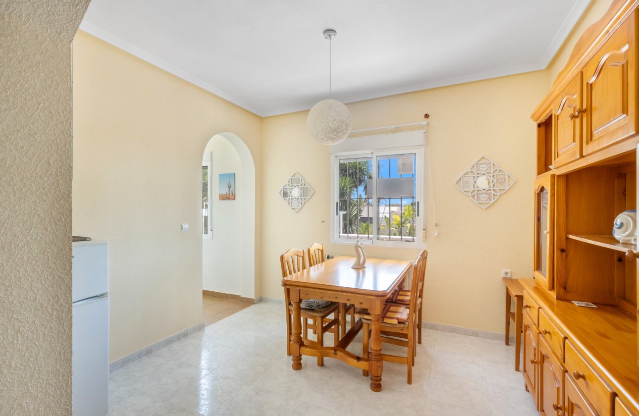 Revente - Villa - San Fulgencio - La Marina