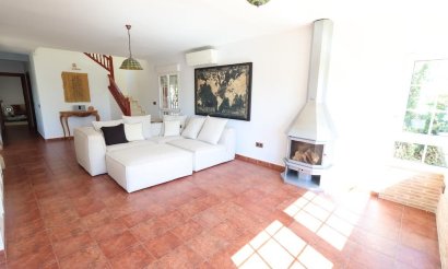 Resale - Villa - Orihuela Costa - Villamartin