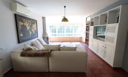 Resale - Villa - Orihuela Costa - Villamartin
